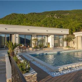 3 bedroom villa with pool in Prijevor, Budva, sleeps 6
